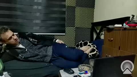 Snapshot of cezar46 chatting on 01/09/25, 03:58 cezar online show from 01/09/25, 03:58