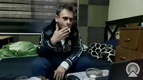 Snapshot of cezar46 chatting on 01/11/25, 07:49 cezar online show from 01/11/25, 07:49