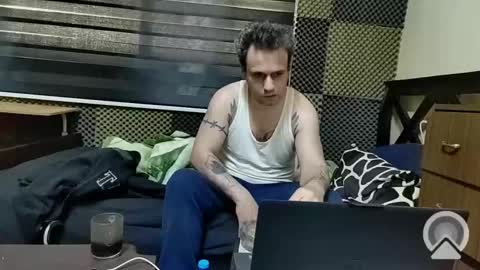 Snapshot of cezar46 chatting on 02/04/25, 09:38 cezar online show from 02/04/25, 09:38