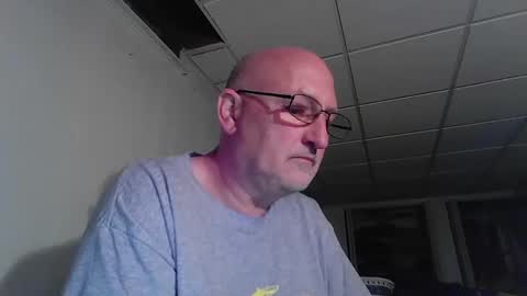 Snapshot of cfnm0968 chatting on 09/19/25, 02:46 cfnm0968 online show from 09/19/25, 02:46