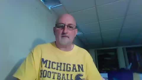 Snapshot of cfnm0968 chatting on 10/20/25, 03:45 cfnm0968 online show from 10/20/25, 03:45