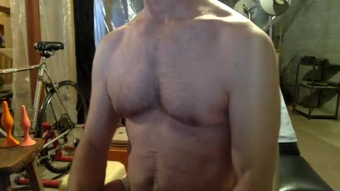 cfnmworkout1 online show from 02/20/25, 07:19