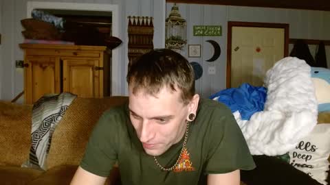 Snapshot of cguffey2284 chatting on 12/28/24, 05:55 cguffey2284 online show from 12/28/24, 05:55