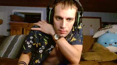 Snapshot of cguffey2284 chatting on 12/29/24, 10:03 cguffey2284 online show from 12/29/24, 10:03