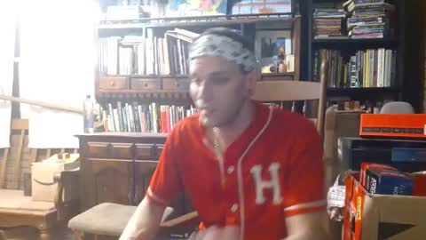 Snapshot of cguffey2284 chatting on 12/31/24, 01:47 cguffey2284 online show from 12/31/24, 01:47