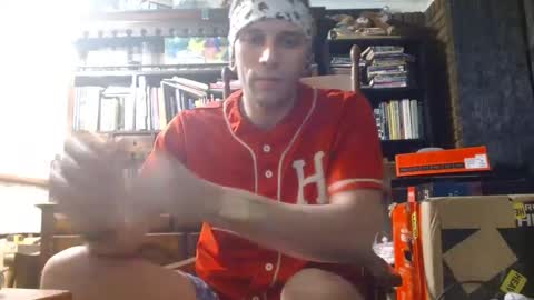 Snapshot of cguffey2284 chatting on 12/31/24, 07:53 cguffey2284 online show from 12/31/24, 07:53