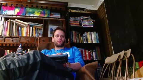 Snapshot of cguffey2284 chatting on 02/09/25, 09:05 cguffey2284 online show from 02/09/25, 09:05