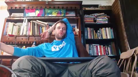 Snapshot of cguffey2284 chatting on 02/09/25, 08:24 cguffey2284 online show from 02/09/25, 08:24