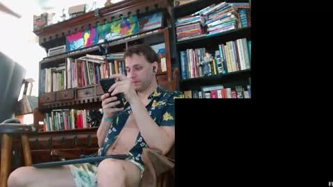 Snapshot of cguffey2284 chatting on 02/14/25, 03:15 cguffey2284 online show from 02/14/25, 03:15