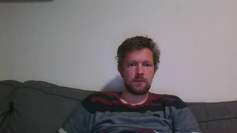 Snapshot of ch35ri chatting on 12/21/24, 07:38 ch35ri online show from 12/21/24, 07:38