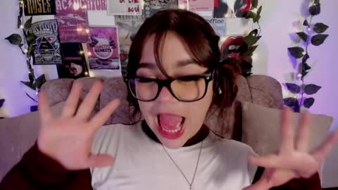 charlotte online show from 05/03/26, 12:33