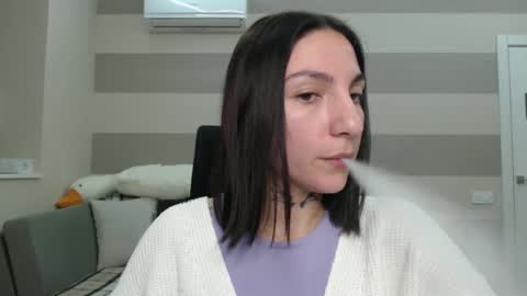 Kate online show from 12/19/24, 10:13