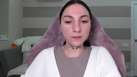 Kate online show from 02/19/25, 05:27