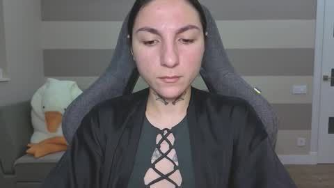 Kate online show from 10/21/25, 05:08