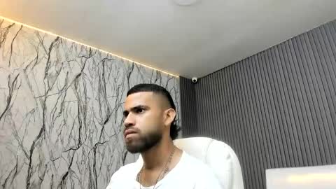 Snapshot of chacorta_ chatting on 03/08/26, 01:59 chacorta_ online show from 03/08/26, 01:59