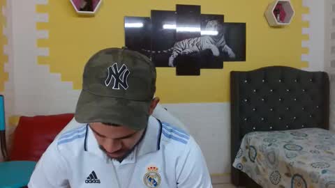 Snapshot of chacorta_ chatting on 03/17/26, 01:36 chacorta_ online show from 03/17/26, 01:36
