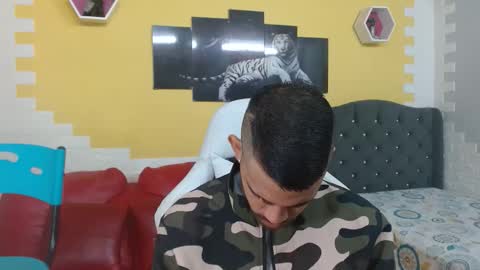 Snapshot of chacorta_ chatting on 03/23/26, 01:15 chacorta_ online show from 03/23/26, 01:15
