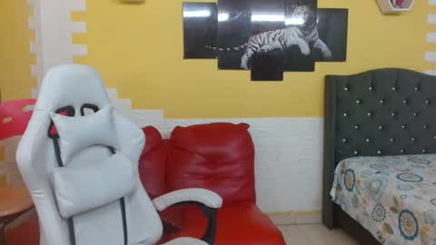 Snapshot of chacorta_ chatting on 03/27/26, 01:00 chacorta_ online show from 03/27/26, 01:00