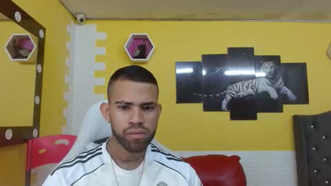 Snapshot of chacorta_ chatting on 03/31/26, 01:22 chacorta_ online show from 03/31/26, 01:22