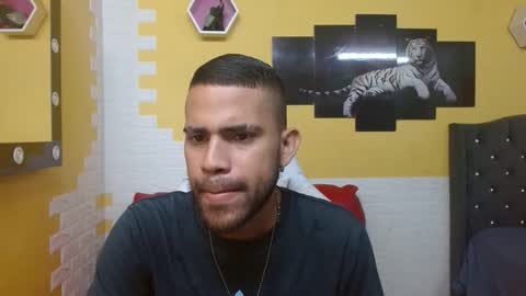 Snapshot of chacorta_ chatting on 04/27/26, 12:58 chacorta_ online show from 04/27/26, 12:58