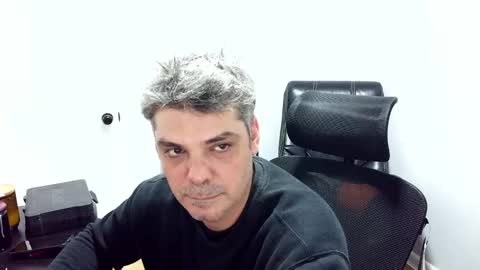 Snapshot of chadurmate chatting on 11/01/25, 08:33 chadurmate online show from 11/01/25, 08:33