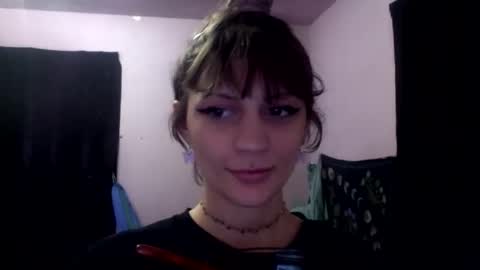 Snapshot of chaicutie chatting on 04/22/26, 05:36 chaia online show from 04/22/26, 05:36