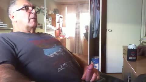 Snapshot of chalkstall chatting on 01/13/26, 08:08 Chalky online show from 01/13/26, 08:08