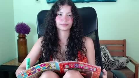 Snapshot of chalonvera chatting on 05/16/26, 08:18 Chalon online show from 05/16/26, 08:18