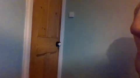 Snapshot of chambrss chatting on 10/11/25, 08:18 chambrss online show from 10/11/25, 08:18