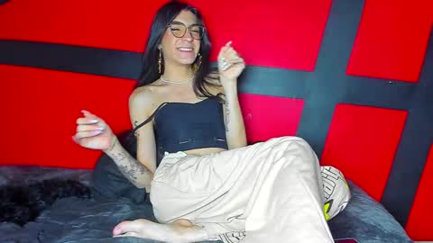 Snapshot of chaminelan chatting on 01/21/25, 02:00 chaminelan online show from 01/21/25, 02:00