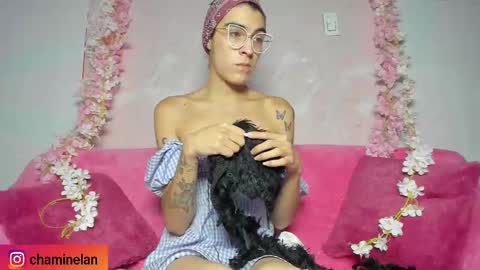 Snapshot of chaminelan chatting on 09/24/25, 08:23 chaminelan online show from 09/24/25, 08:23