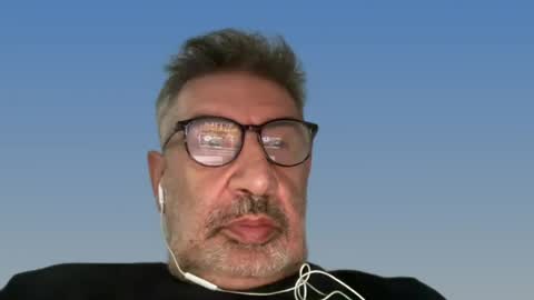 Snapshot of champsex305610 chatting on 06/14/26, 06:04 champsex305610 online show from 06/14/26, 06:04