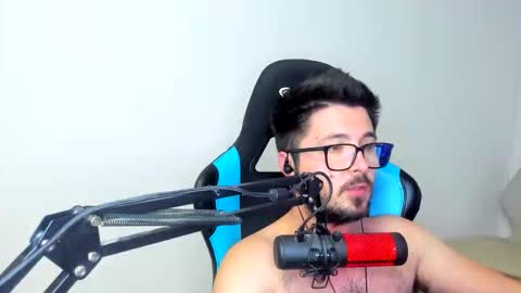 Snapshot of chance307 chatting on 10/21/25, 08:42 Chance online show from 10/21/25, 08:42