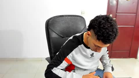 Kenji online show from 12/01/25, 01:10