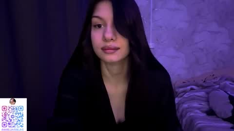 Snapshot of chanel_no_5 chatting on 10/03/25, 07:16 Amelia online show from 10/03/25, 07:16