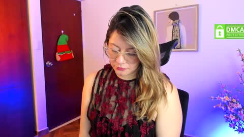 chanell online show from 12/17/24, 02:33