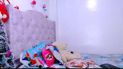 Chanelle 07 online show from 12/13/24, 04:43