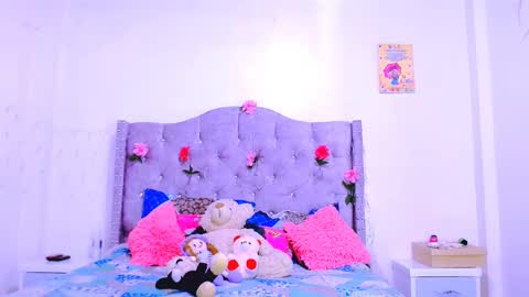 Chanelle 07 online show from 02/18/25, 10:58