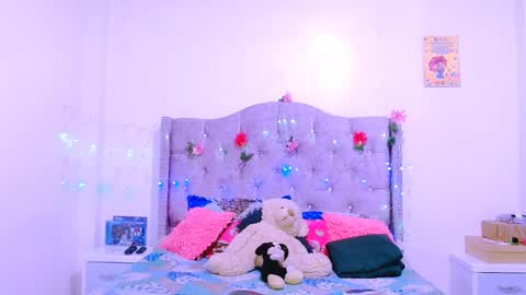 Chanelle 07 online show from 03/09/25, 09:46