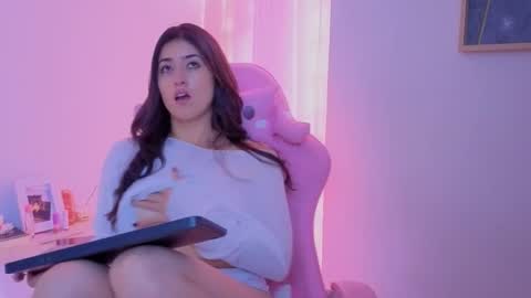 Snapshot of chanellgv chatting on 11/26/25, 07:48 Chanell online show from 11/26/25, 07:48