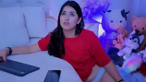 Snapshot of chanellgv chatting on 11/29/25, 10:46 Chanell online show from 11/29/25, 10:46