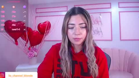Snapshot of channel_blonde_a chatting on 02/06/25, 07:40 channel_blonde_a online show from 02/06/25, 07:40