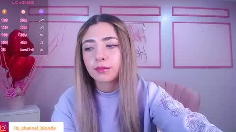 Snapshot of channel_blonde_a chatting on 02/11/25, 04:56 channel_blonde_a online show from 02/11/25, 04:56