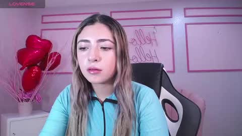 Snapshot of channel_blonde_a chatting on 02/26/25, 04:35 channel_blonde_a online show from 02/26/25, 04:35