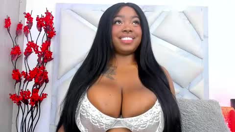 Snapshot of channel_boobs2 chatting on 01/30/25, 01:44 Maria C follow my new page online show from 01/30/25, 01:44