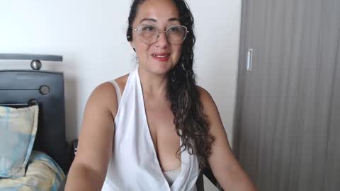 channel moon9 online show from 02/19/25, 06:00