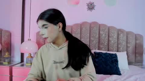 Snapshot of channel_sofia chatting on 06/06/26, 03:11 Channel Sofia online show from 06/06/26, 03:11