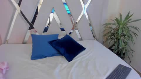 Channel online show from 09/29/25, 12:32