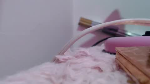 Snapshot of chantal_fuck chatting on 09/15/25, 01:44 chantal_fuck online show from 09/15/25, 01:44