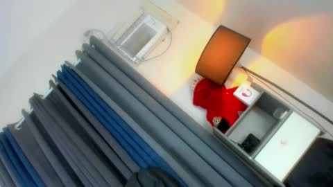 Snapshot of chantal_fuck chatting on 09/30/25, 07:35 chantal_fuck online show from 09/30/25, 07:35